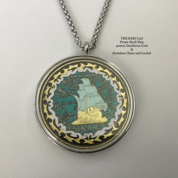 Pirate Skull Ship Enamel Doubloon Coin in Glass Locket & Custom Wheat Link Chain - Picture 2 of 10